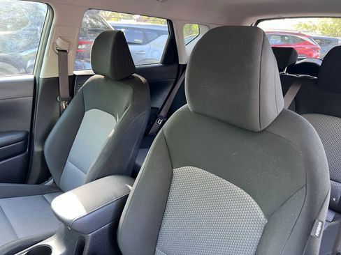 Used 2025 Kia Soul LX w/ LX Technology Package image 34