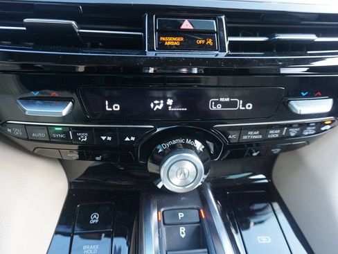 Used 2024 Acura MDX FWD image 12