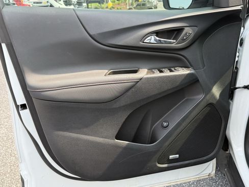 Used 2024 Chevrolet Equinox RS w/ RS Leather Package FWD image 14