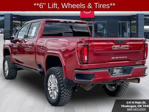 Used 2021 GMC Sierra 2500 AT4 w/ AT4 Premium Plus Package AWD/4WD image 4