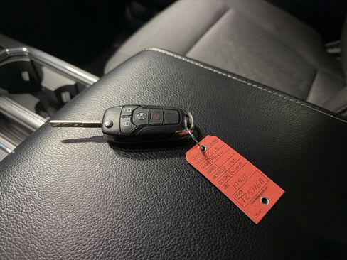 Used 2018 Ford F150 XLT w/ Equipment Group 302A Luxury image 16