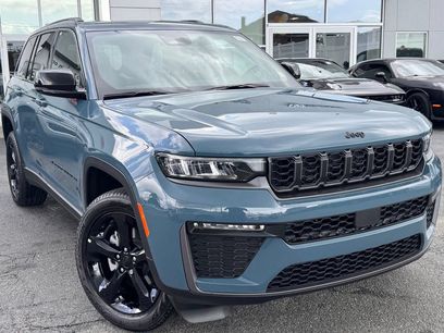 New 2026 Jeep Grand Cherokee Limited w/ Limited Altitude Package