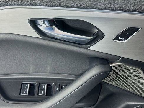 Used 2023 Acura TLX w/ Technology Package image 21