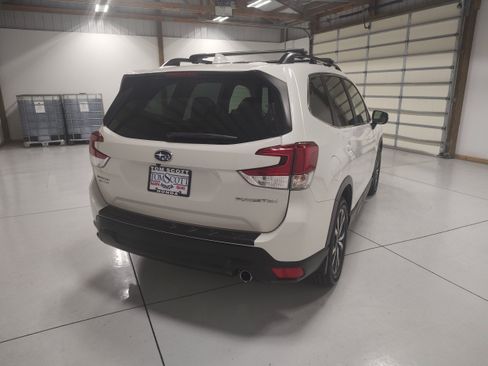 Used 2020 Subaru Forester Limited w/ Popular Package #3 AWD/4WD image 13