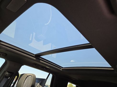 New 2026 GMC Yukon AT4 Ultimate image 4