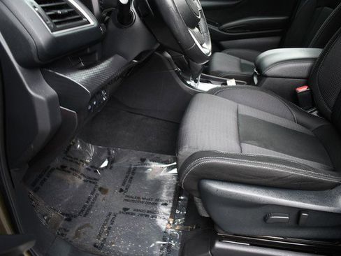 Used 2023 Subaru Ascent Premium w/ Convenience Package AWD/4WD image 15
