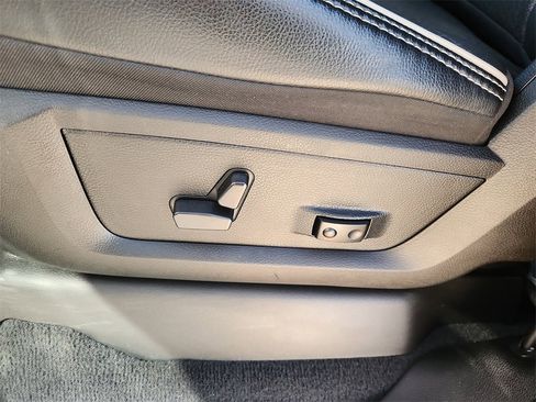 Used 2024 RAM 2500 Laramie w/ Safety Group image 8