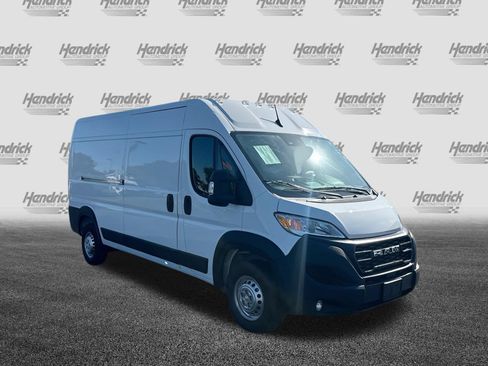 Used 2025 RAM ProMaster 2500 w/ Convenience Group FWD image 2
