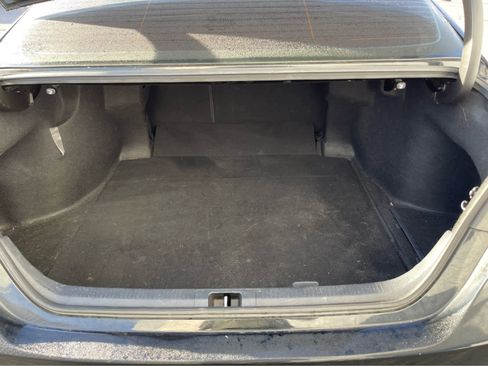 Used 2021 Toyota Camry SE image 10