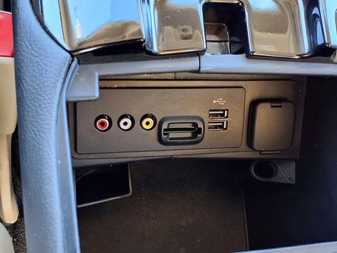 Used 2015 Ford Fusion SE w/ Equipment Group 202A image 21