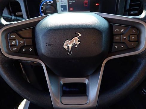 Used 2022 Ford Bronco 2-Door w/ Sasquatch Package AWD/4WD image 14