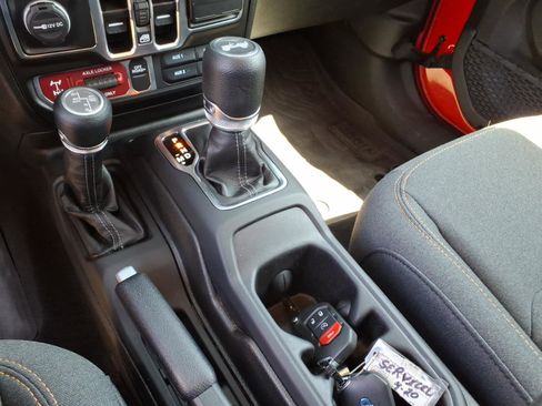 Used 2025 Jeep Wrangler Unlimited Sport S 4xe AWD/4WD image 14