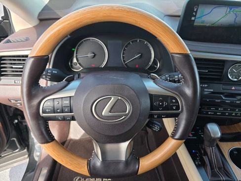 Used 2020 Lexus RX 350L FWD w/ Premium Package image 13