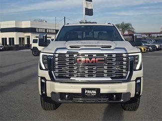 Used 2024 GMC Sierra 3500 Denali w/ Denali Reserve Package video 2