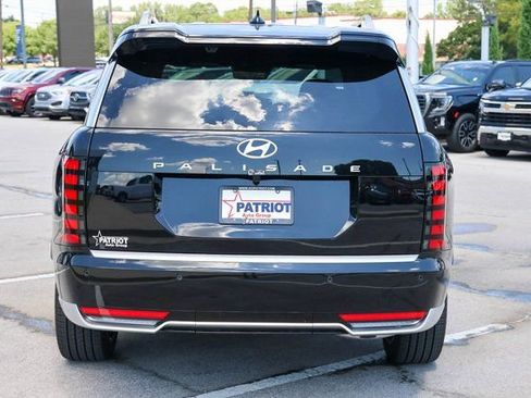 New 2026 Hyundai Palisade Calligraphy FWD image 4