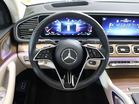 Used 2024 Mercedes-Benz GLE 580 4MATIC image 5