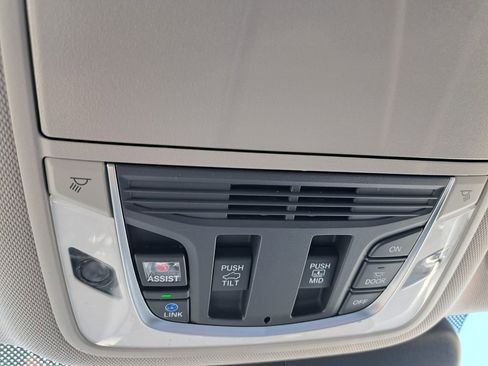 New 2025 Acura RDX w/ Technology Package image 18