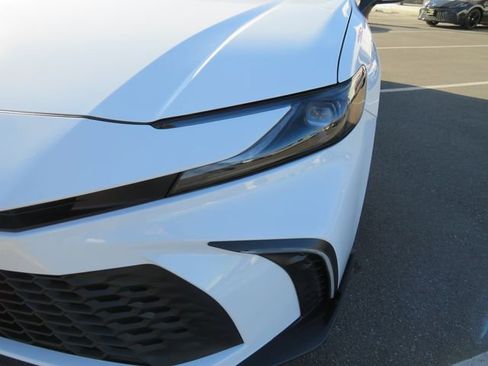 Certified 2026 Toyota Camry SE image 4