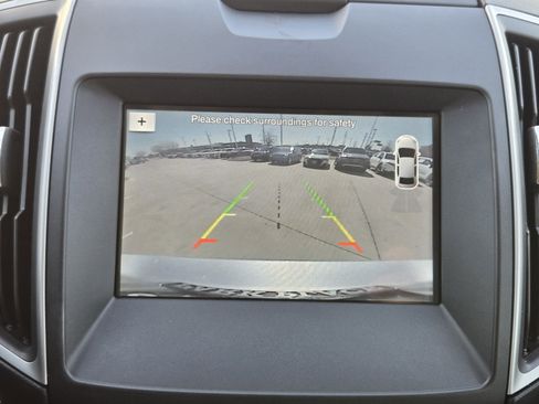 Used 2018 Ford Edge SEL w/ Equipment Group 201A image 15