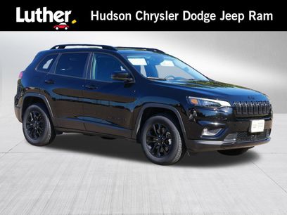 Used 2023 Jeep Cherokee Altitude Lux