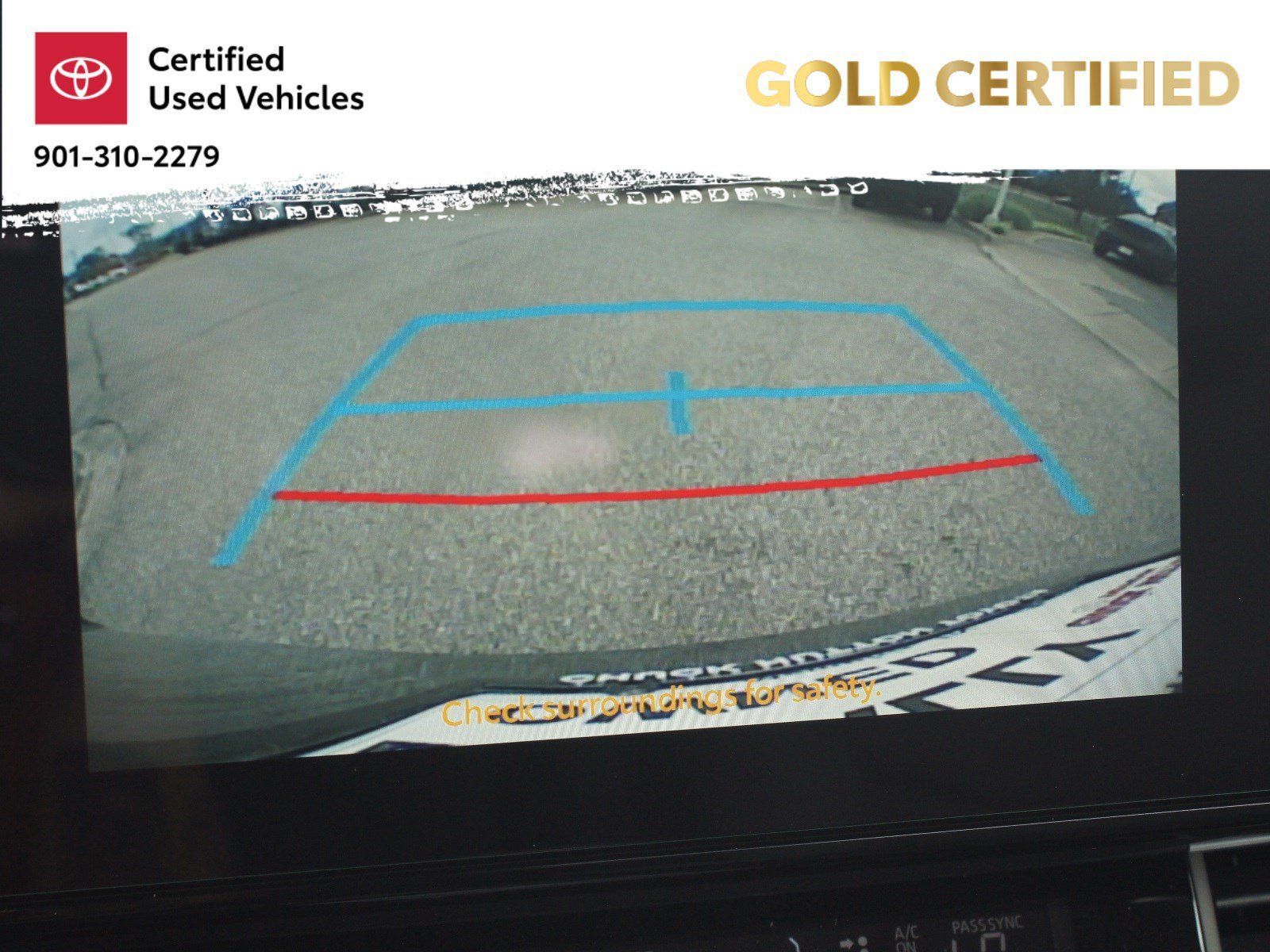 Certified 2026 Toyota Sienna XLE FWD image 16