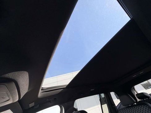 New 2026 GMC Acadia Denali w/ Super Cruise Package FWD image 17