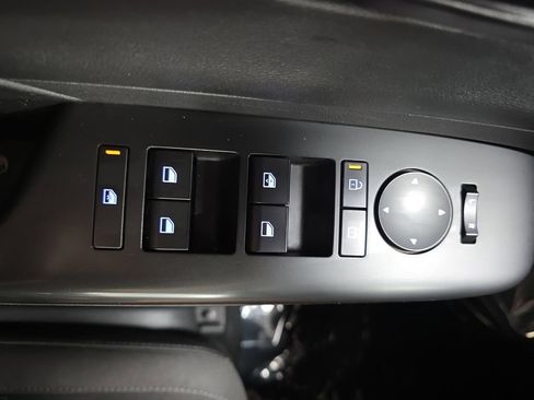 Used 2024 Hyundai Kona SEL AWD/4WD image 29
