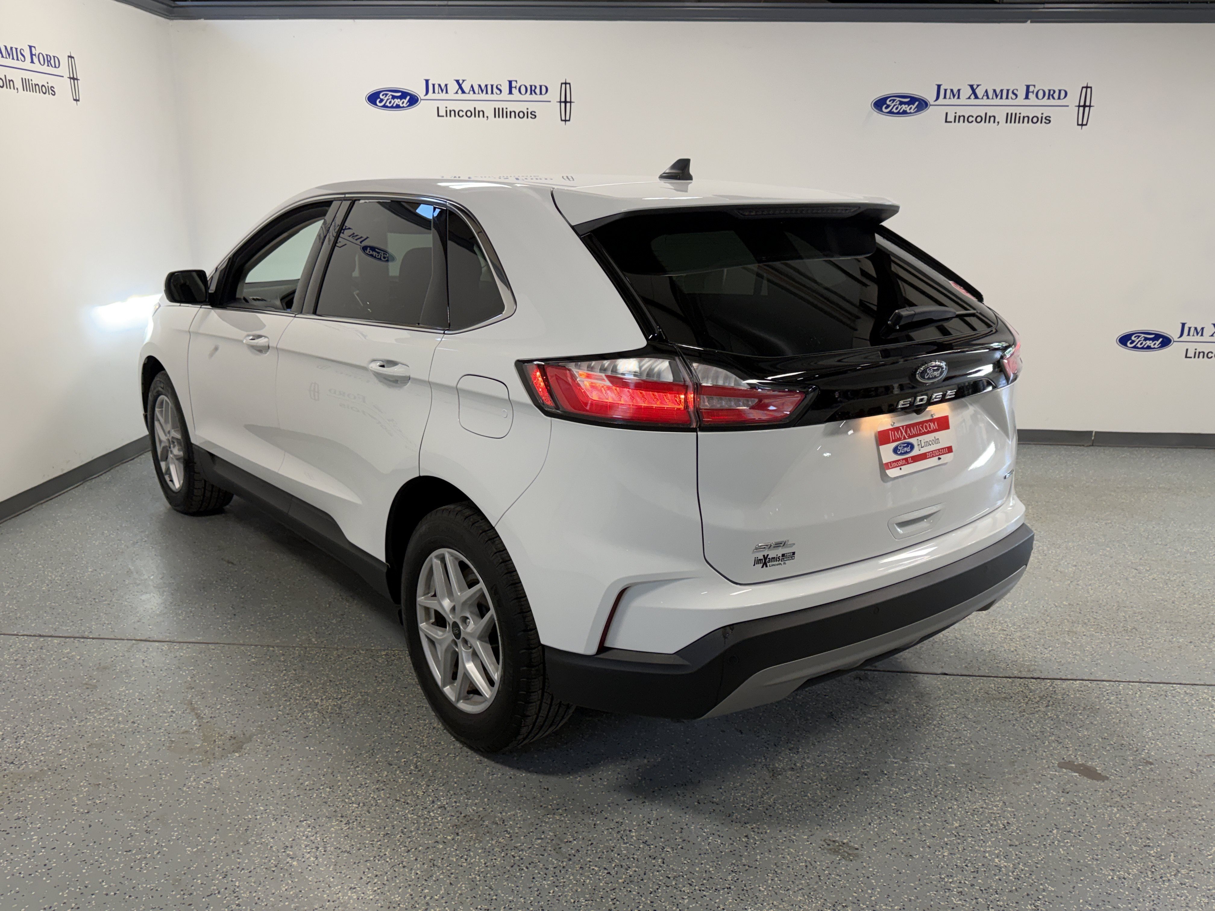 Used 2024 Ford Edge SEL w/ Convenience Package AWD/4WD image 30