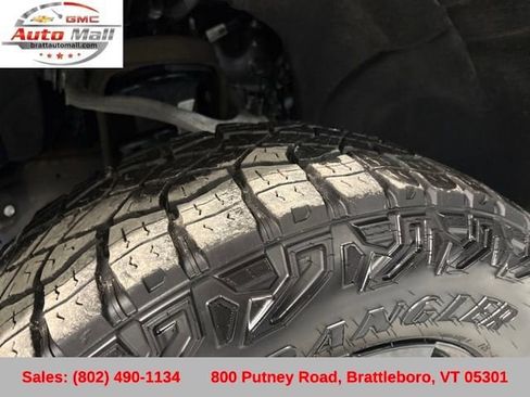 Used 2024 Chevrolet Silverado 1500 Custom Trail Boss image 29