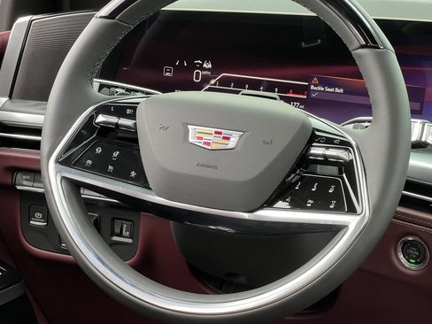 Used 2026 Cadillac Escalade ESV Sport w/ Touring Package image 27