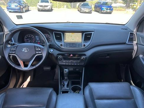 Used 2017 Hyundai Tucson Limited w/ Cargo Package AWD/4WD image 9