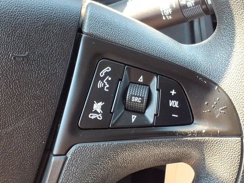 Used 2017 Chevrolet Equinox LS AWD/4WD image 22