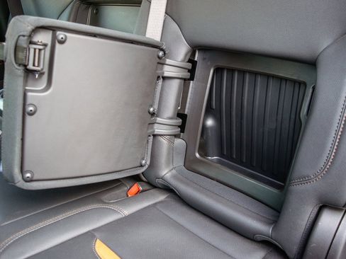 Used 2024 GMC Sierra 2500 AT4 w/ Max Trailering Package image 32