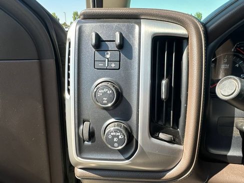 Used 2017 GMC Sierra 1500 SLT AWD/4WD image 12