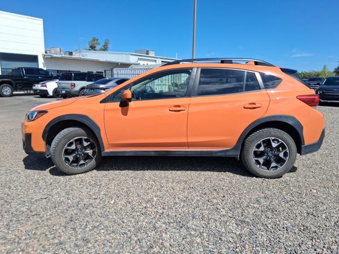 Used 2019 Subaru Crosstrek 2.0i Premium AWD/4WD image 2