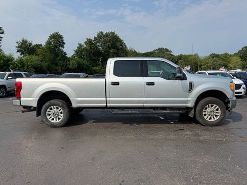 Used 2017 Ford F250 XLT w/ FX4 Off-Road Package AWD/4WD image 6