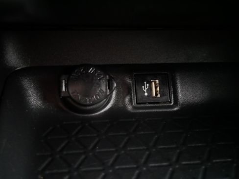 Certified 2025 Toyota RAV4 XLE AWD/4WD image 29