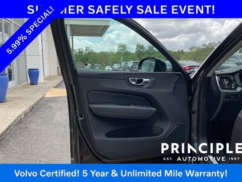 Certified 2024 Volvo XC60 B5 Core AWD/4WD image 13