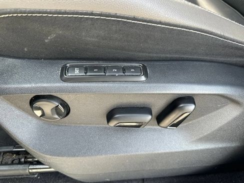 Used 2022 Volkswagen Atlas SEL Premium AWD/4WD image 19