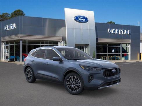 New 2026 Ford Escape SE w/ PHEV Premium Package image 7