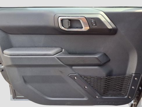 New 2025 Ford Bronco Badlands image 28