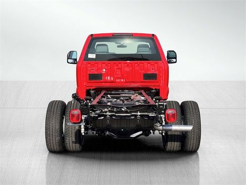 New 2025 Ford F350 XL w/ XL Chrome Package image 4