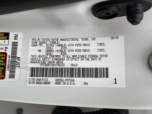 Used 2019 Toyota Tundra SR5 w/ SR5 Upgrade Package AWD/4WD image 39