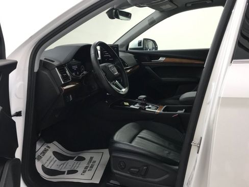 Used 2023 Audi Q5 2.0T Premium Plus w/ Premium Plus Package AWD/4WD image 9