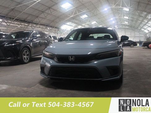 Used 2022 Honda Civic Sport image 4