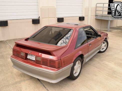 Used 1991 Ford Mustang GT image 4