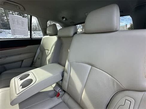 Used 2014 Subaru Outback 2.5i Limited image 15
