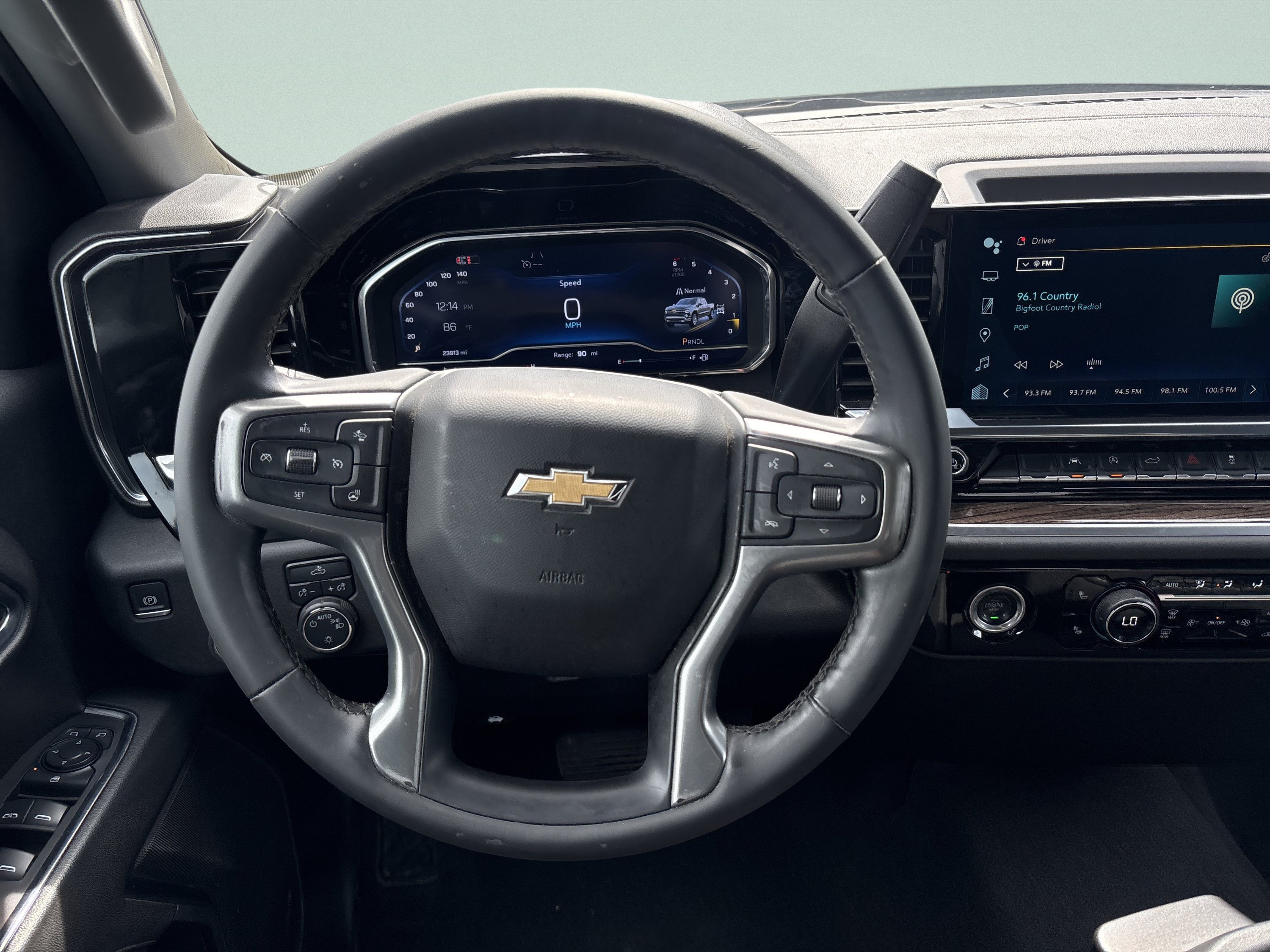 Used 2024 Chevrolet Silverado 1500 LT AWD/4WD image 24