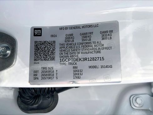 Certified 2024 Chevrolet Colorado Z71 w/ Z71 Convenience Package 2 image 37