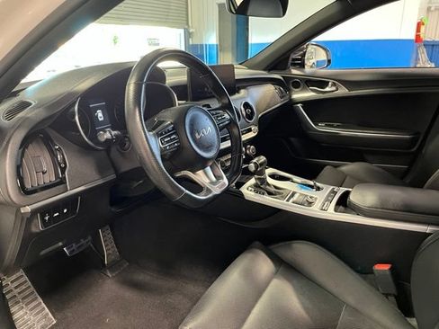 Used 2022 Kia Stinger GT1 RWD image 22